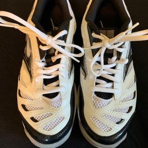 Mizuno Wave Rally 5 Women’s Volleyball shoes